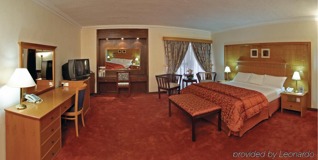 Crowne Plaza Resort Petra Room photo